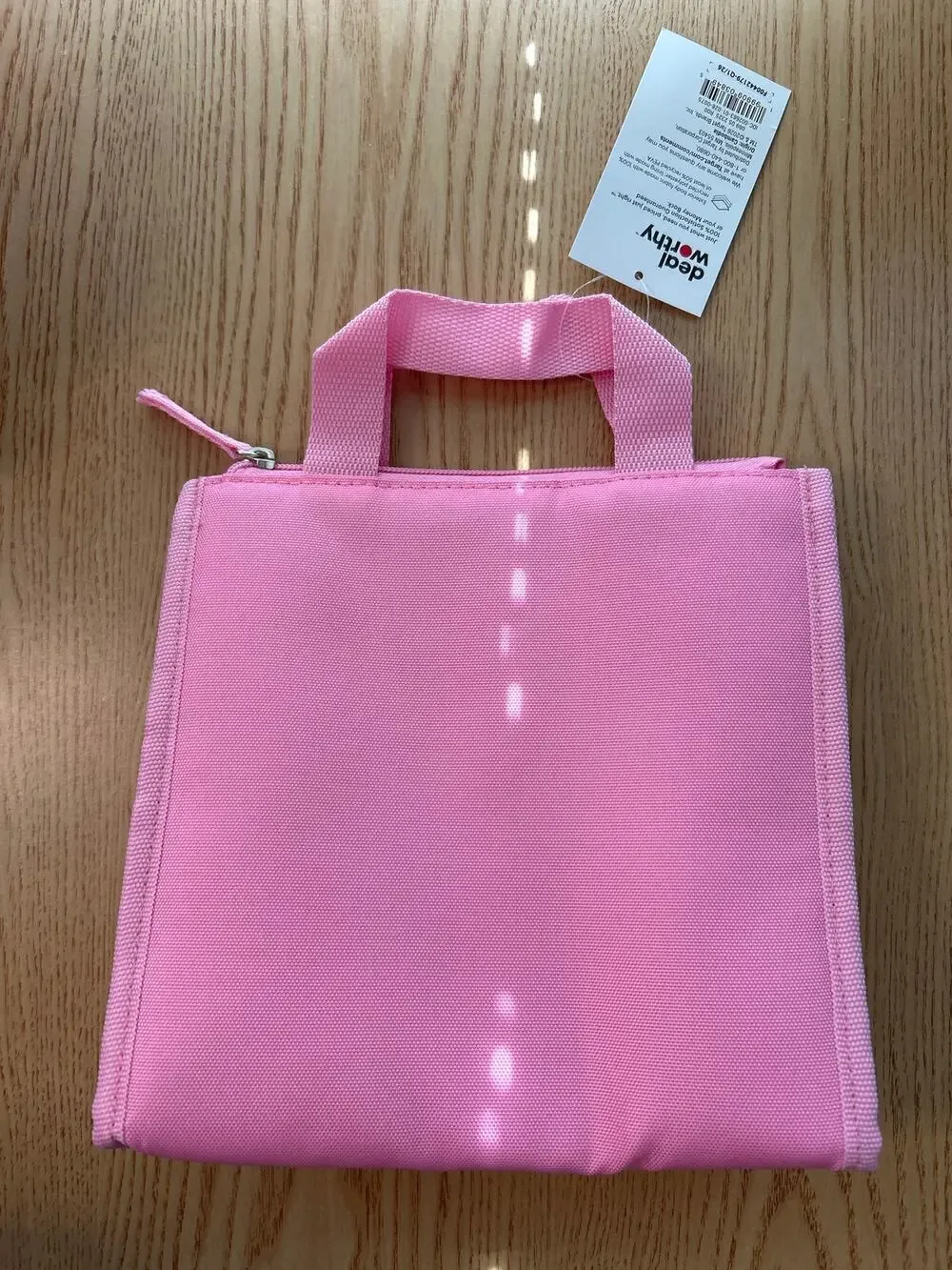 New Deal Worthy Insulated Lunch Bag Pink Zippered Top and Pocket size 8